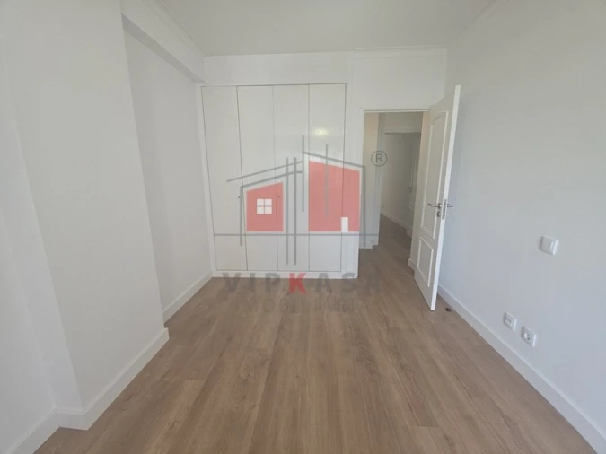 Apartamento T3 para Venda em São Domingos de Benfica Foto 16