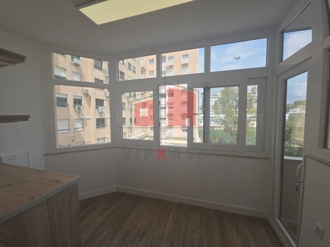 Apartamento T3 para Venda em São Domingos de Benfica Foto 7