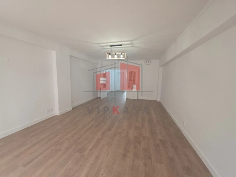 Apartamento T3 para Venda em São Domingos de Benfica Foto 10