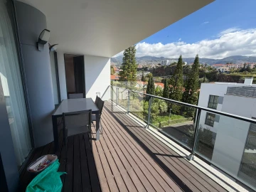 Apartamento T3 para Venda em Funchal (São Pedro)