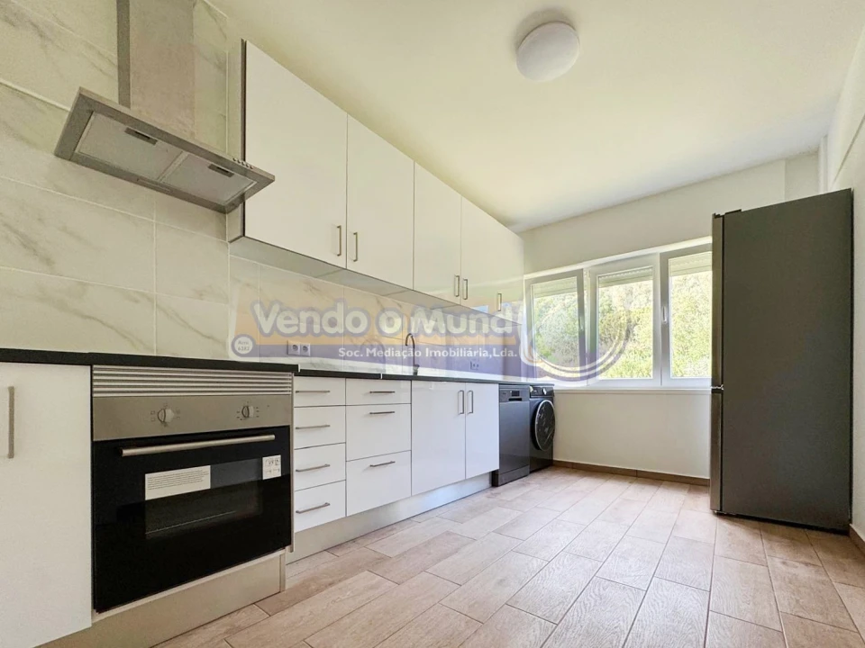 Apartamento T3 para Venda em Vila Franca de Xira Foto 2
