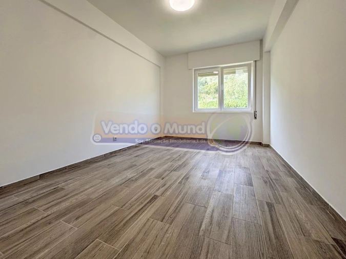 Apartamento T3 para Venda em Vila Franca de Xira Foto 5