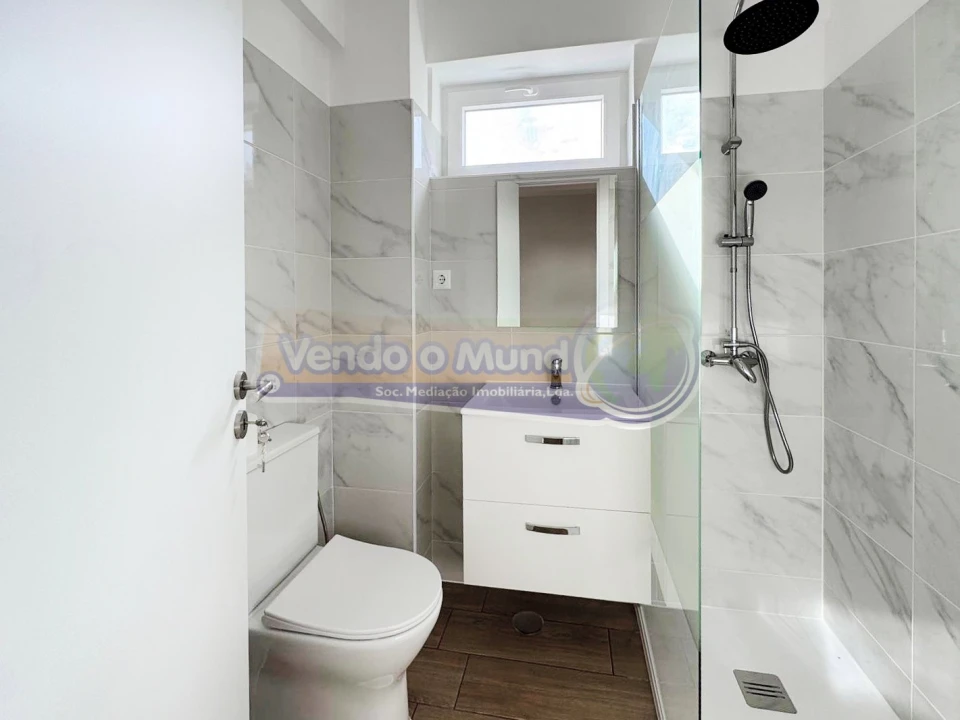 Apartamento T3 para Venda em Vila Franca de Xira Foto 12