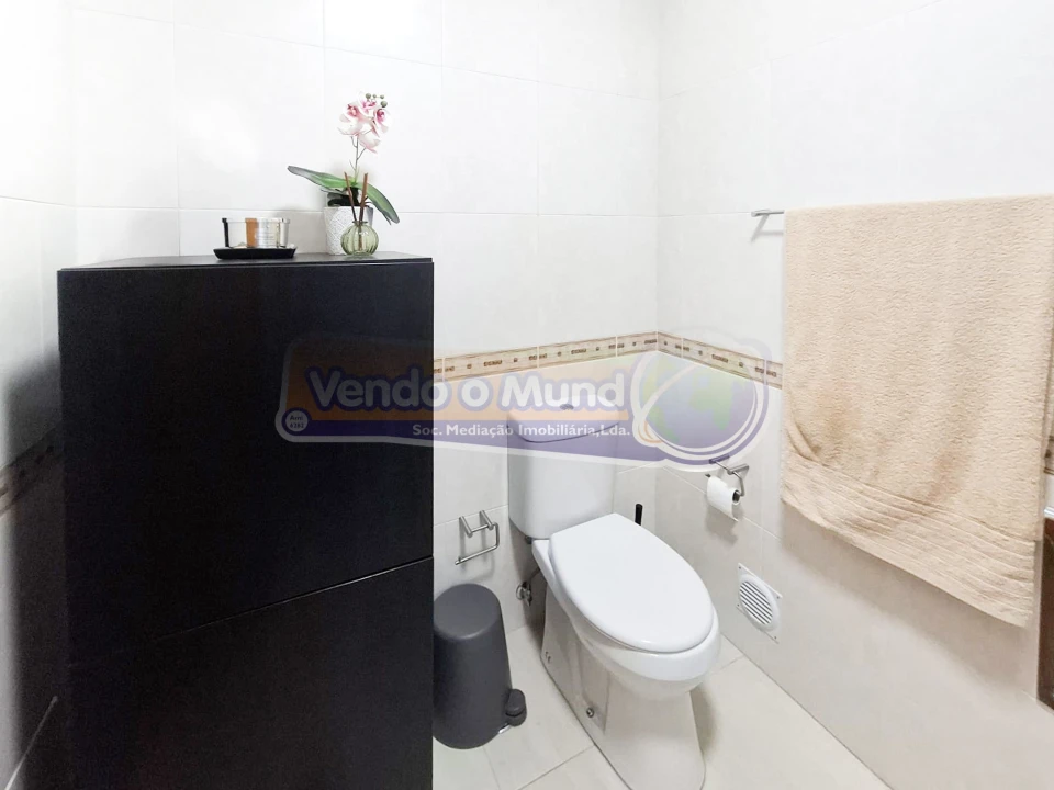 Apartamento T4 para Venda em Benavente Foto 13