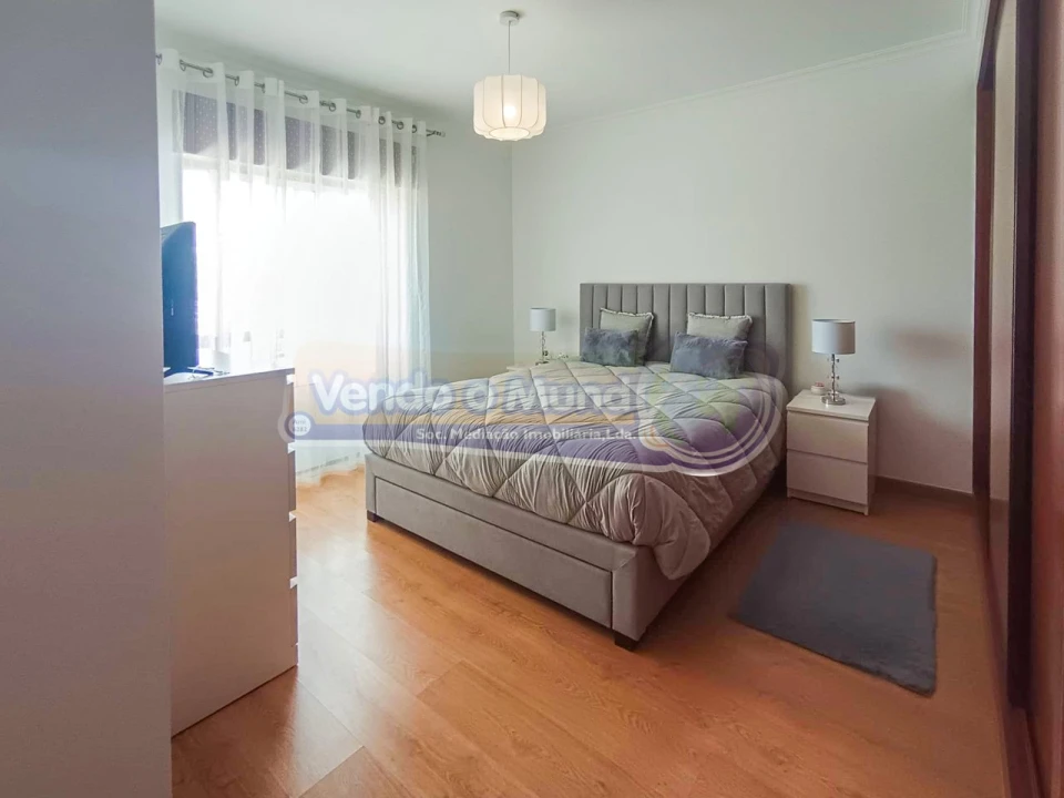 Apartamento T3 para Venda em Benavente Foto 11