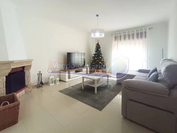 Apartamento T3 para Venda em Benavente Foto 2