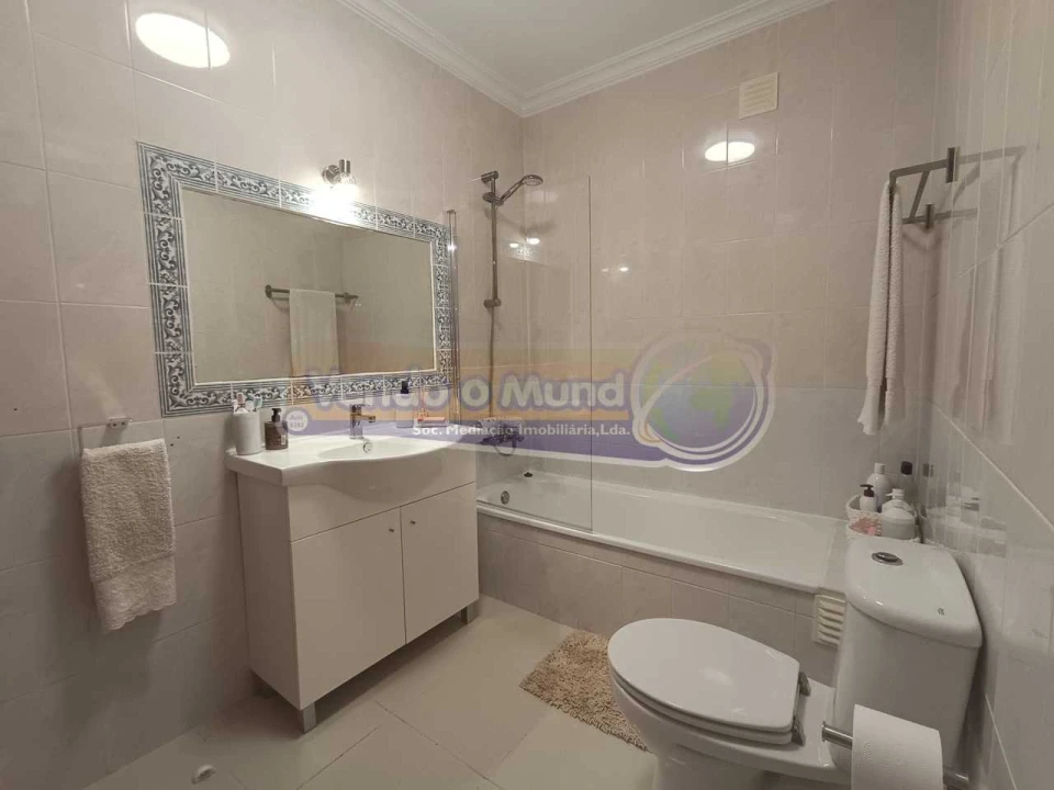Apartamento T3 para Venda em Benavente Foto 5