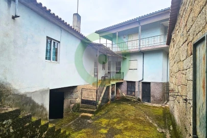 Moradia T6 para Venda em Valpaços e Sanfins