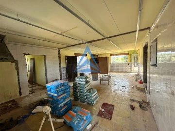 Moradia T5 para Venda em Pelariga
