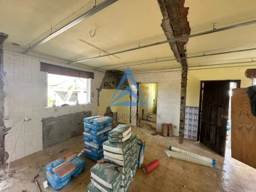Moradia T5 para Venda em Pelariga