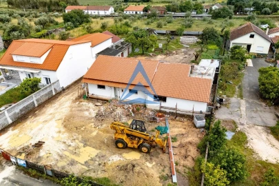 Moradia T5 para Venda em Pelariga
