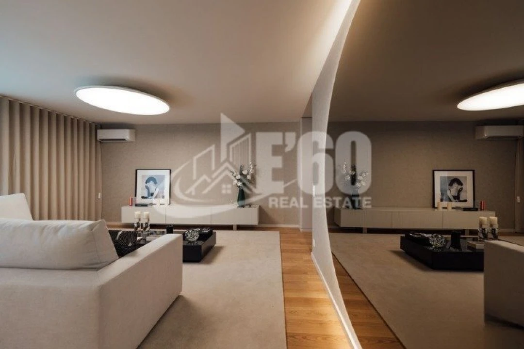 Apartamento T3 para Venda em Santa Marinha e São Pedro da Afurada Foto 2