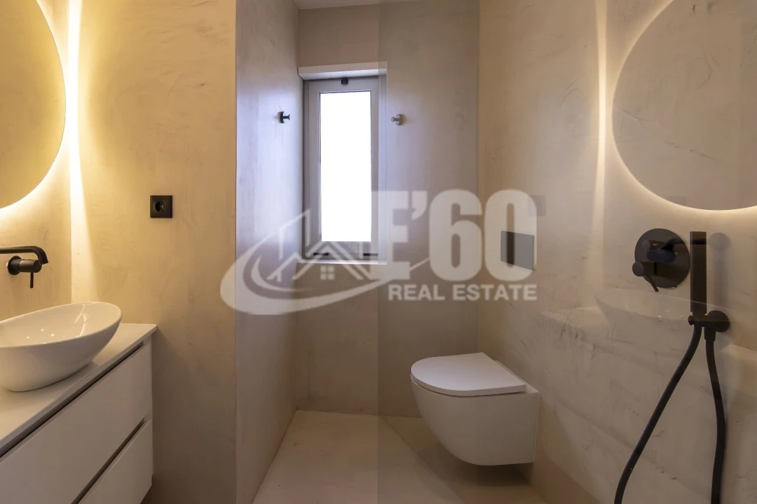 Apartamento T4 para Venda em Cedofeita, Santo Ildefonso, Sé, Miragaia, São Nicolau e Vitória Foto 16