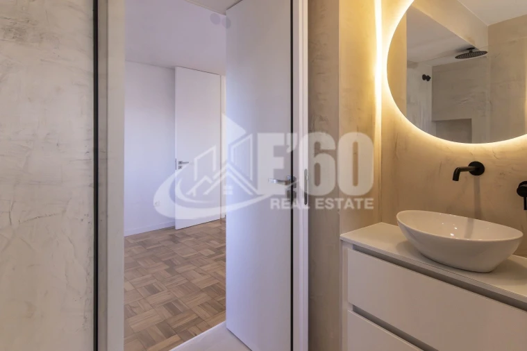 Apartamento T4 para Venda em Cedofeita, Santo Ildefonso, Sé, Miragaia, São Nicolau e Vitória Foto 17