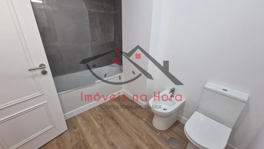 Apartamento T3 para Venda em São Domingos de Benfica Foto 20