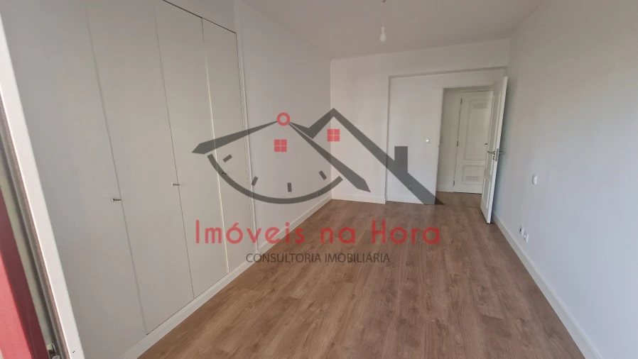 Apartamento T3 para Venda em São Domingos de Benfica Foto 10