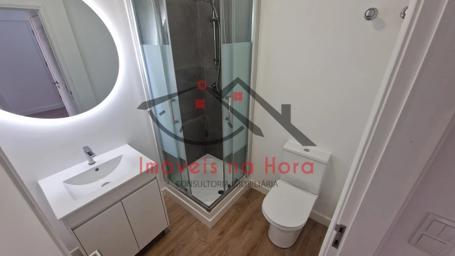 Apartamento T3 para Venda em São Domingos de Benfica Foto 11