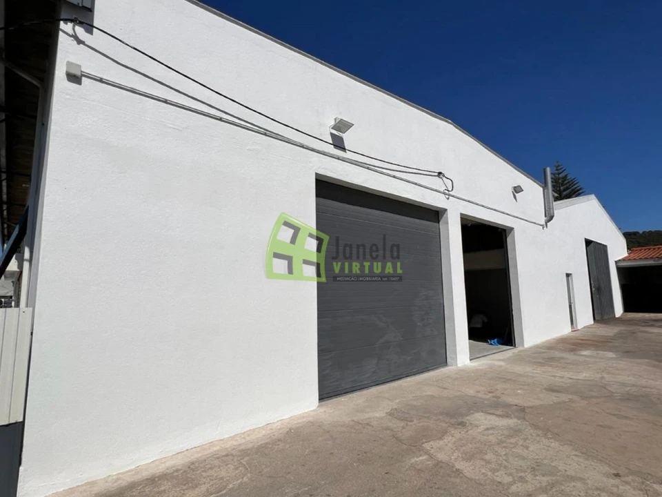 Armazém para Arrendamento em Quinta do Anjo Foto 1