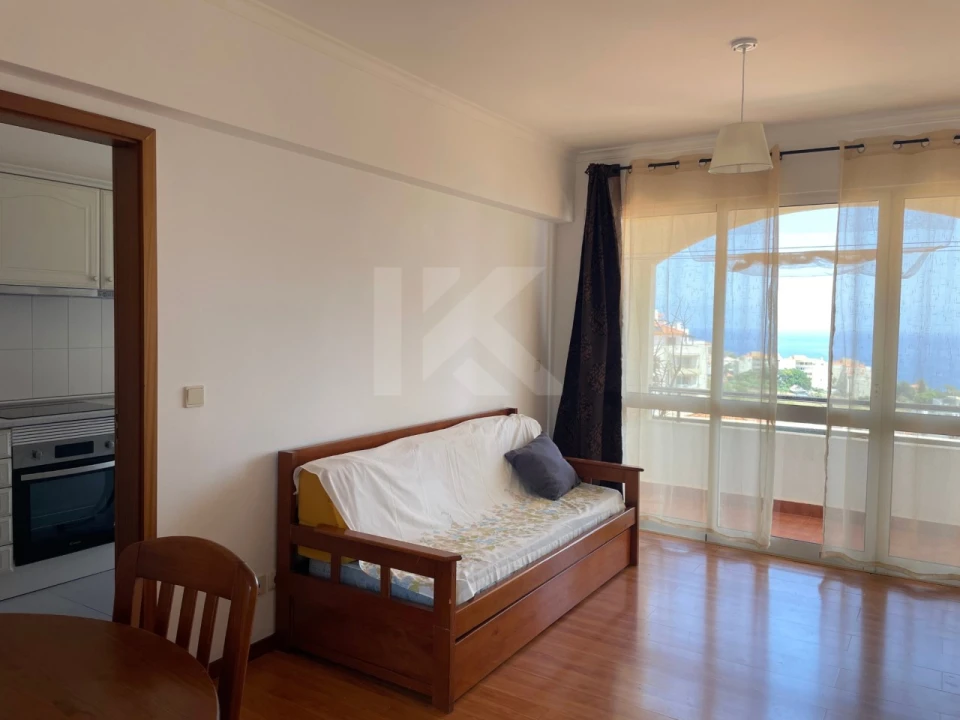 Apartamento T1 para Venda em Caniço Foto 3