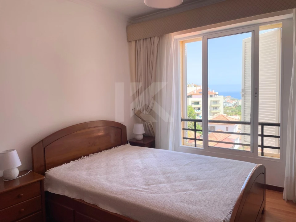 Apartamento T1 para Venda em Caniço Foto 6
