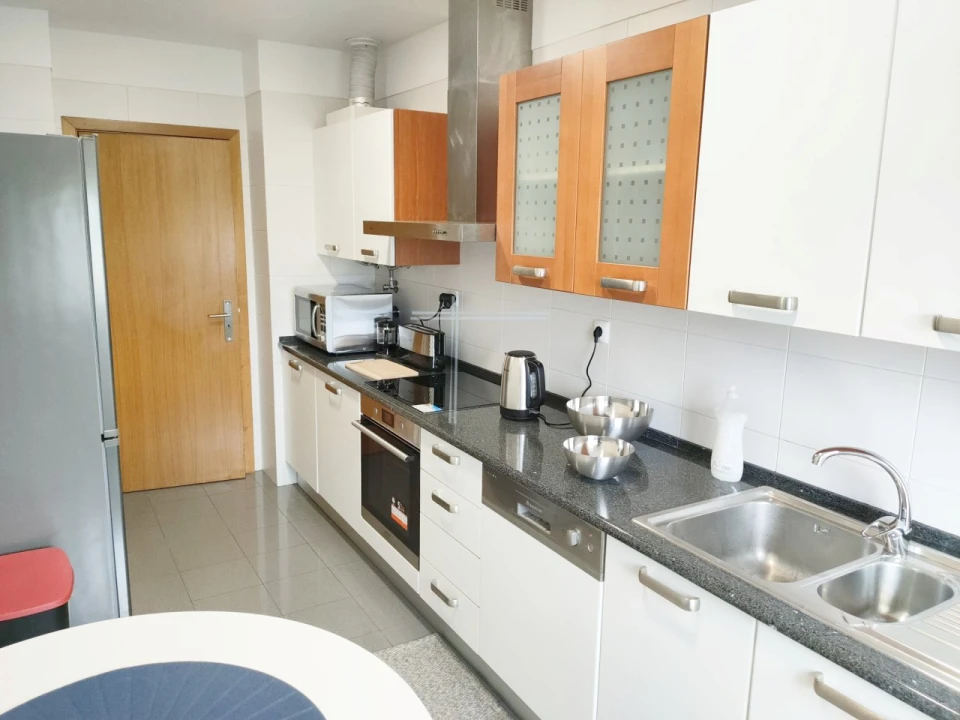 Apartamento T1 para Venda em Costa da Caparica Foto 2