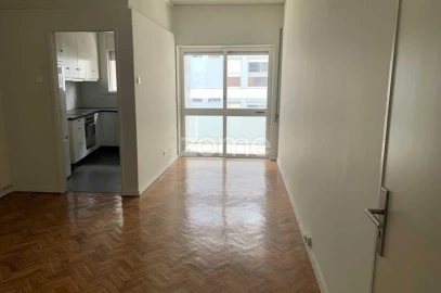 Apartamento T2 para Arrendamento em Paranhos