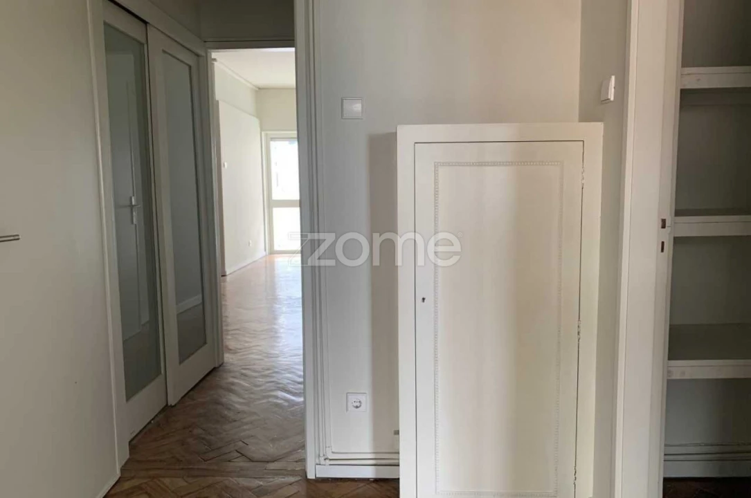 Apartamento T2 para Arrendamento em Paranhos Foto 10