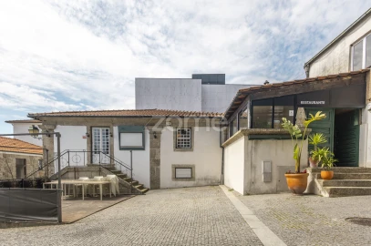 Prédio para Venda em Silvares, Pias, Nogueira e Alvarenga
