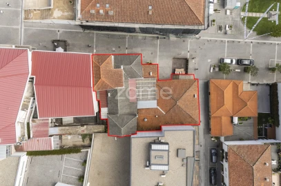 Prédio para Venda em Silvares, Pias, Nogueira e Alvarenga