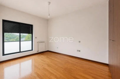 Apartamento T3 para Venda em Celeirós, Aveleda e Vimieiro