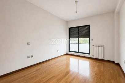 Apartamento T3 para Venda em Celeirós, Aveleda e Vimieiro
