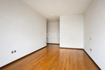 Apartamento T3 para Venda em Celeirós, Aveleda e Vimieiro