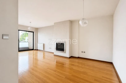 Apartamento T3 para Venda em Celeirós, Aveleda e Vimieiro