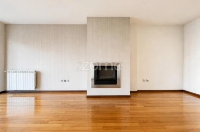 Apartamento T3 para Venda em Celeirós, Aveleda e Vimieiro