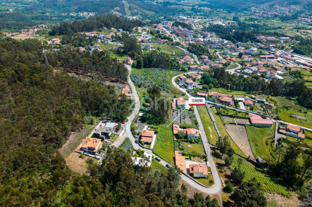 Terreno para Venda em Sobreira Foto 5