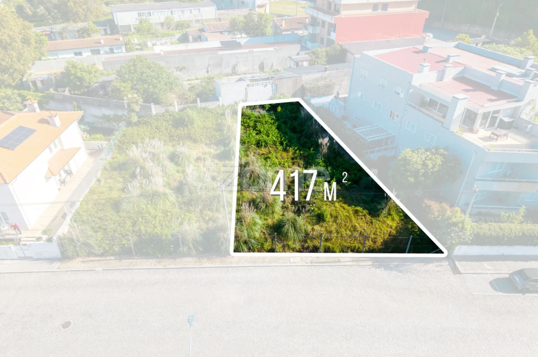 Terreno para Venda em Arcozelo Foto 1