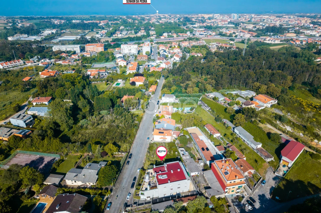 Terreno para Venda em Arcozelo Foto 11