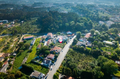 Terreno para Venda em Arcozelo