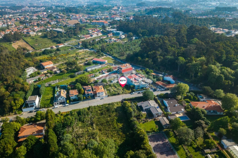 Terreno para Venda em Arcozelo Foto 5