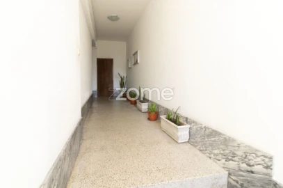 Apartamento T3 para Arrendamento em Lomar e Arcos