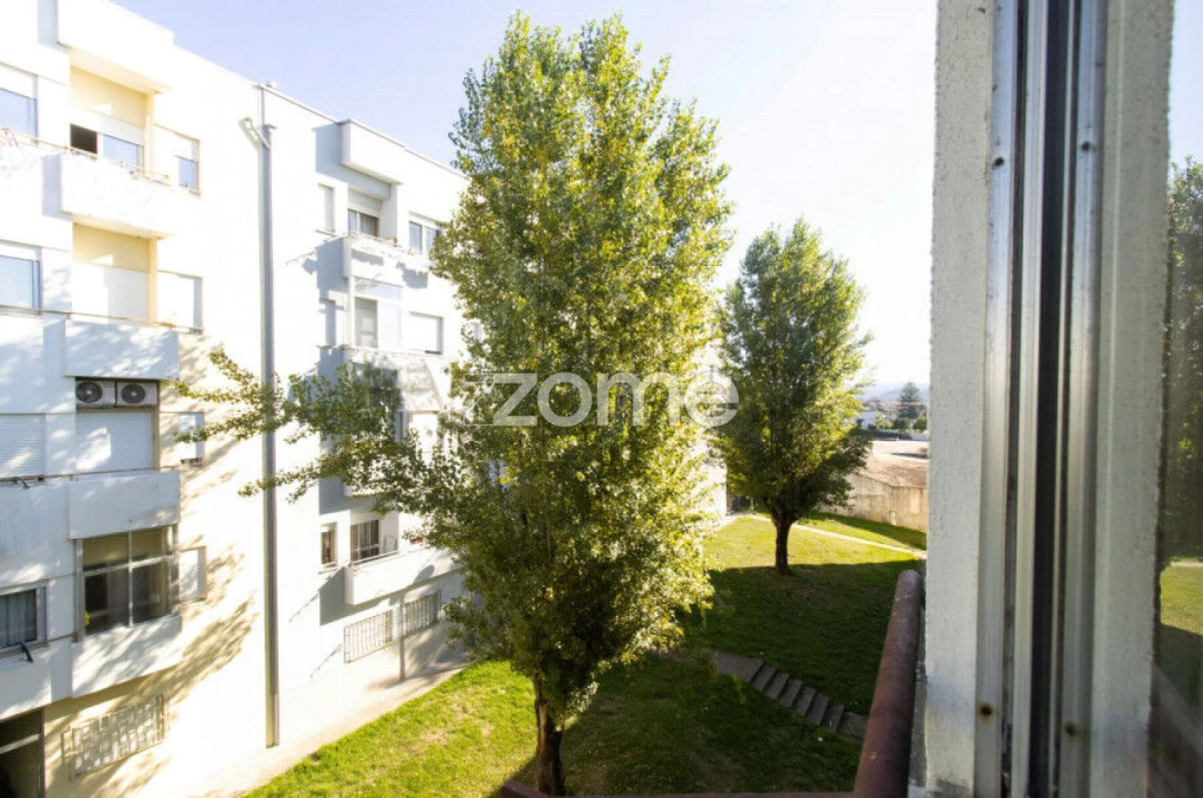 Apartamento T3 para Arrendamento em Lomar e Arcos Foto 29