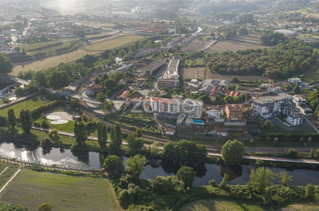 Apartamento T3 para Venda em Santo Tirso, Couto (Santa Cristina e São Miguel) e Burgães Foto 22