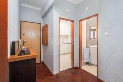 Apartamento T2 para Venda em Loures
