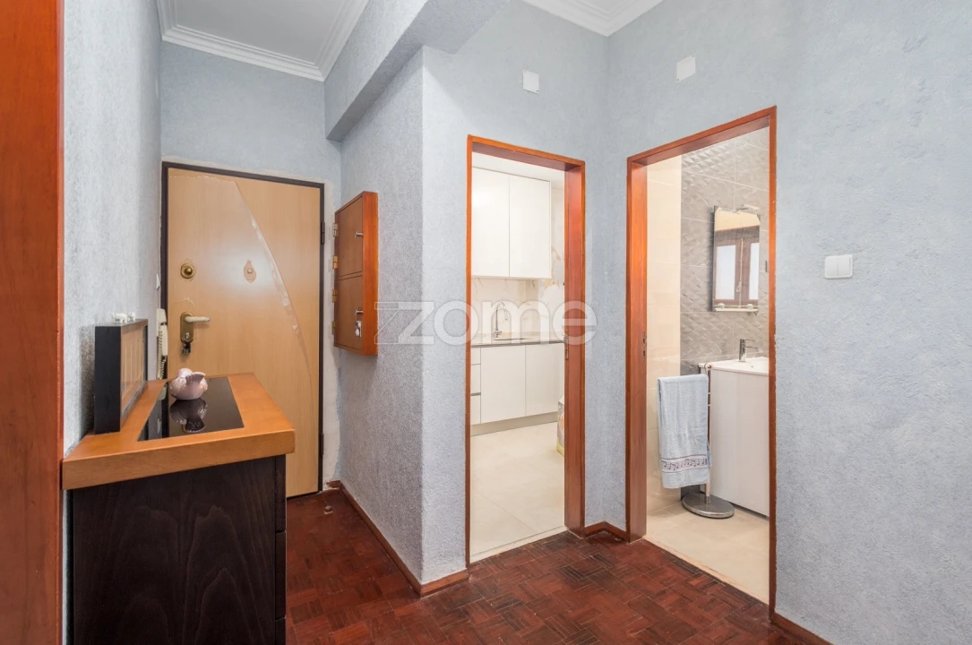 Apartamento T2 para Venda em Loures Foto 10