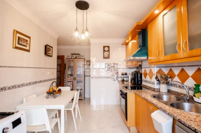 Apartamento T3 para Venda em Samora Correia