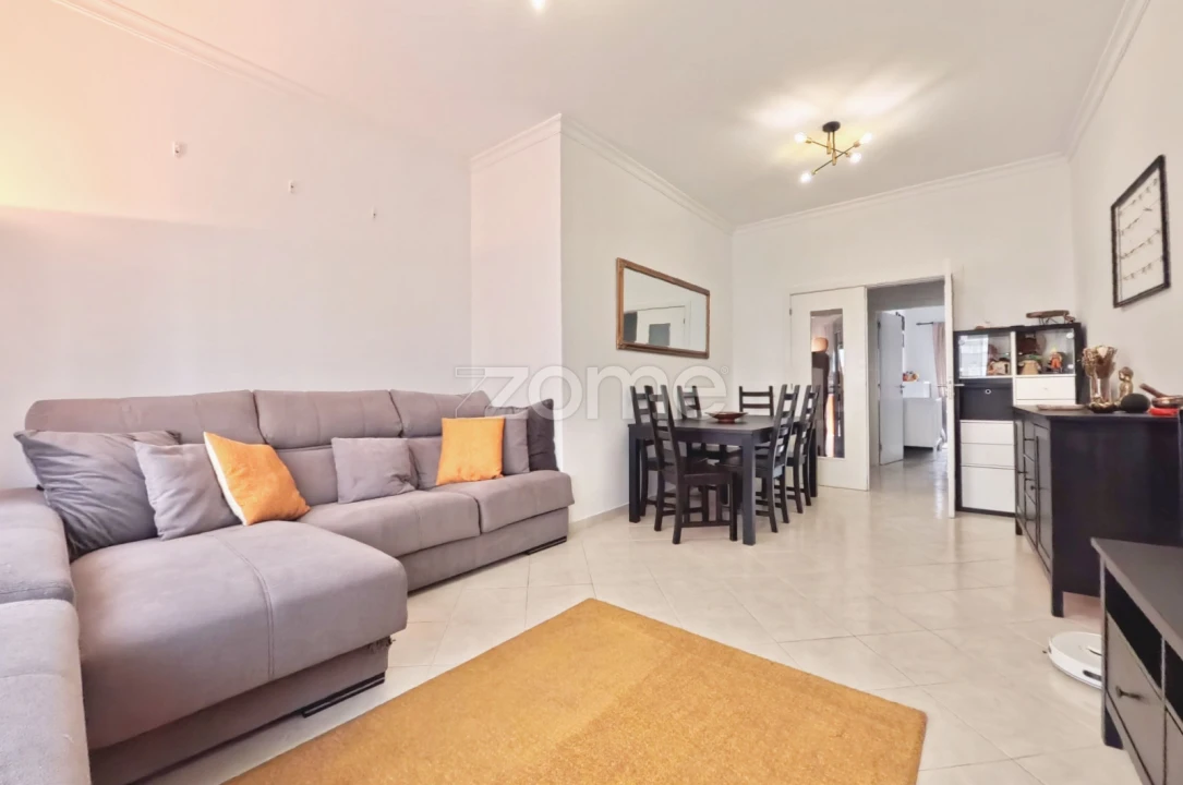 Apartamento T3 para Venda em Silves Foto 1