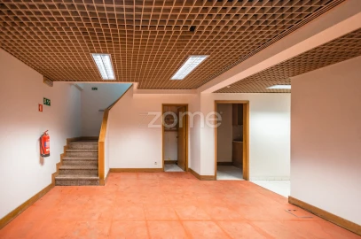 Negócio para Venda em Odivelas