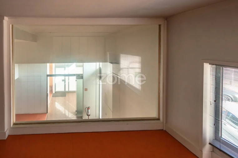 Negócio para Venda em Odivelas Foto 14
