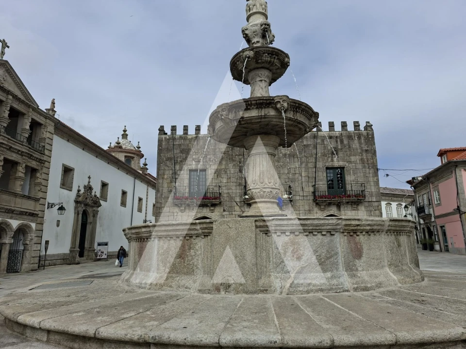 Loja para Arrendamento em Santa Maria Maior e Monserrate e Meadela Foto 2