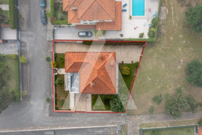 Moradia T4 para Venda em Geraz do Lima (Santa Maria, Santa Leocádia, Moreira), Deão